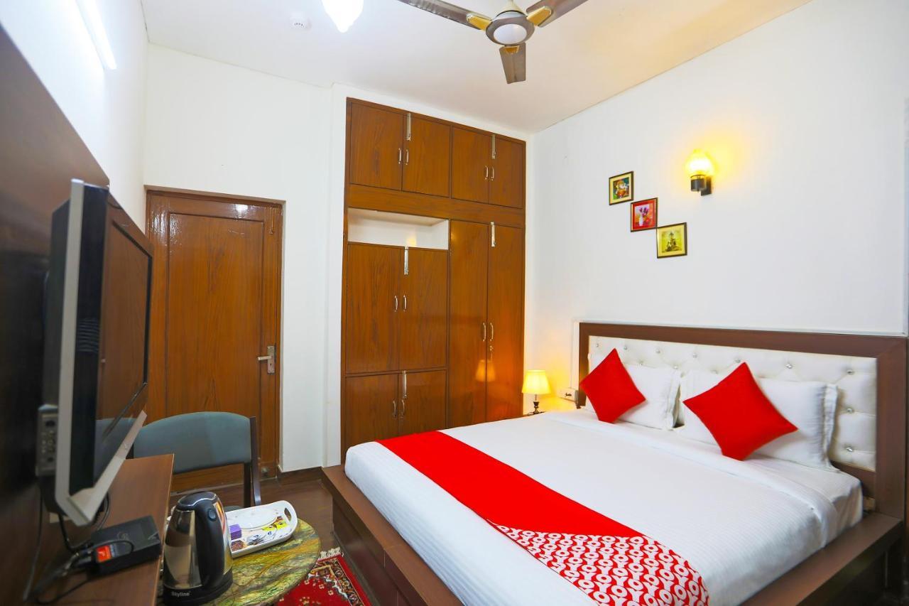 Oyo 62702 Golden Home Stay Nowe Delhi Zewnętrze zdjęcie