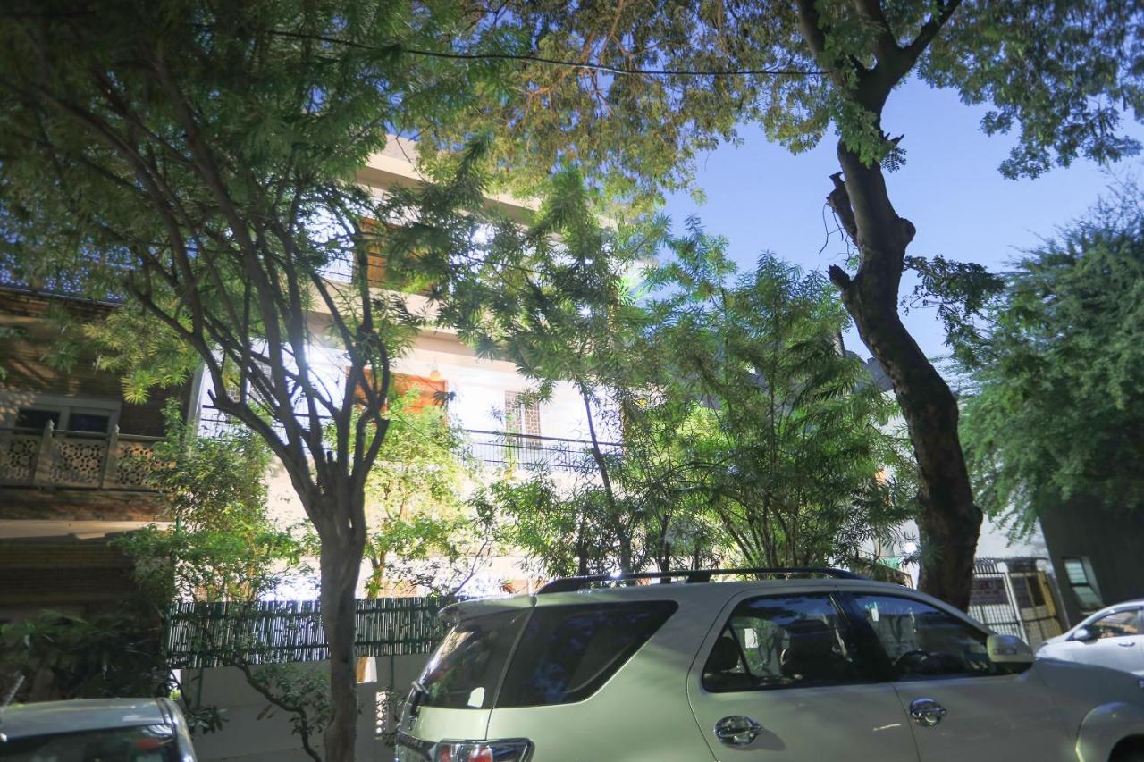 Oyo 62702 Golden Home Stay Nowe Delhi Zewnętrze zdjęcie