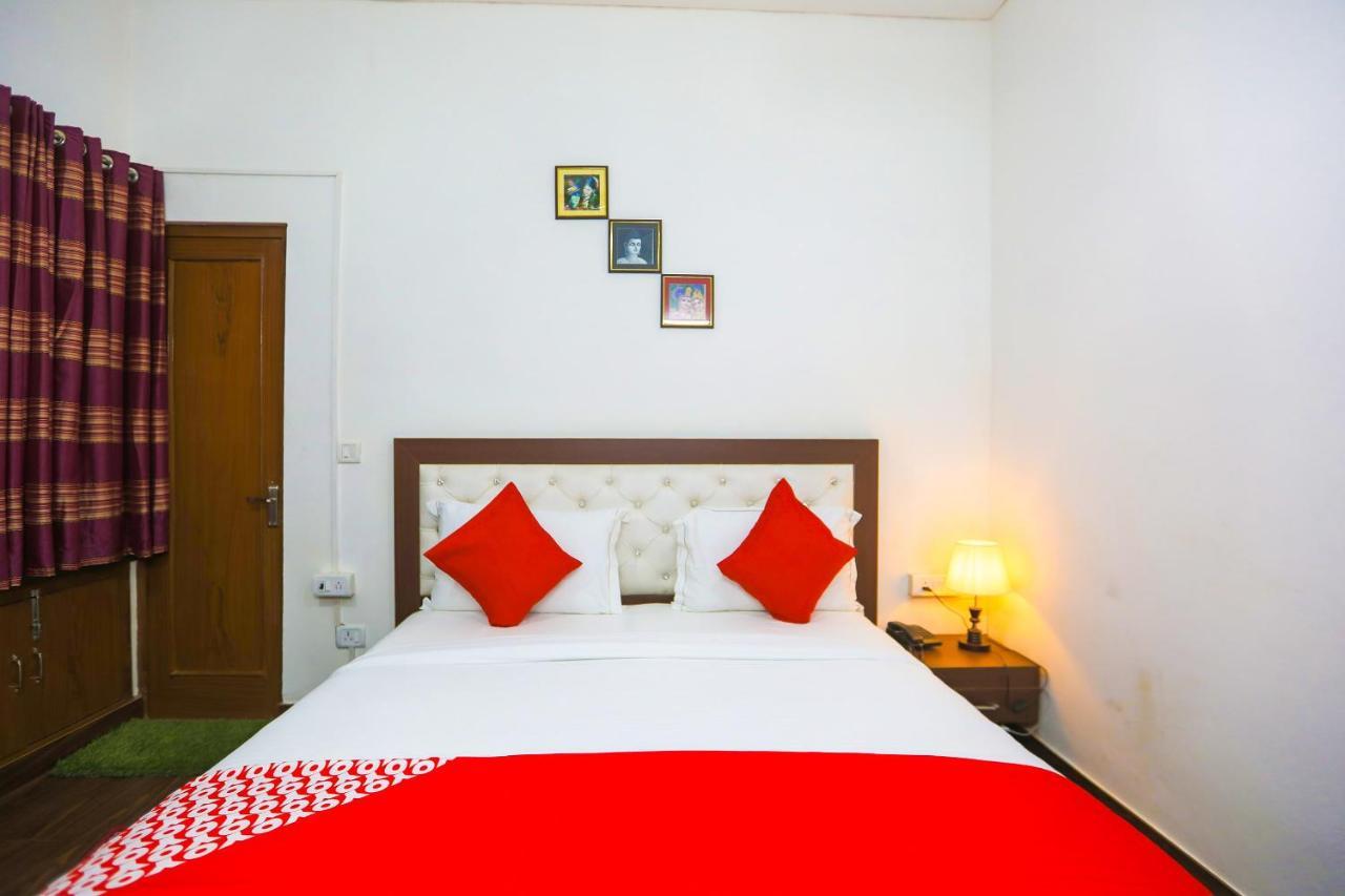 Oyo 62702 Golden Home Stay Nowe Delhi Zewnętrze zdjęcie